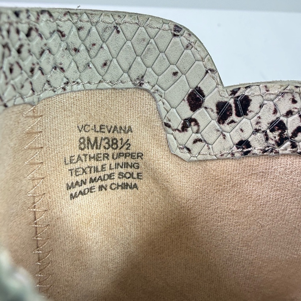 Vince Camuto Levana Snake Print Block Heel Western Bootie Size 8 MSRP $139 - Picture 6 of 9